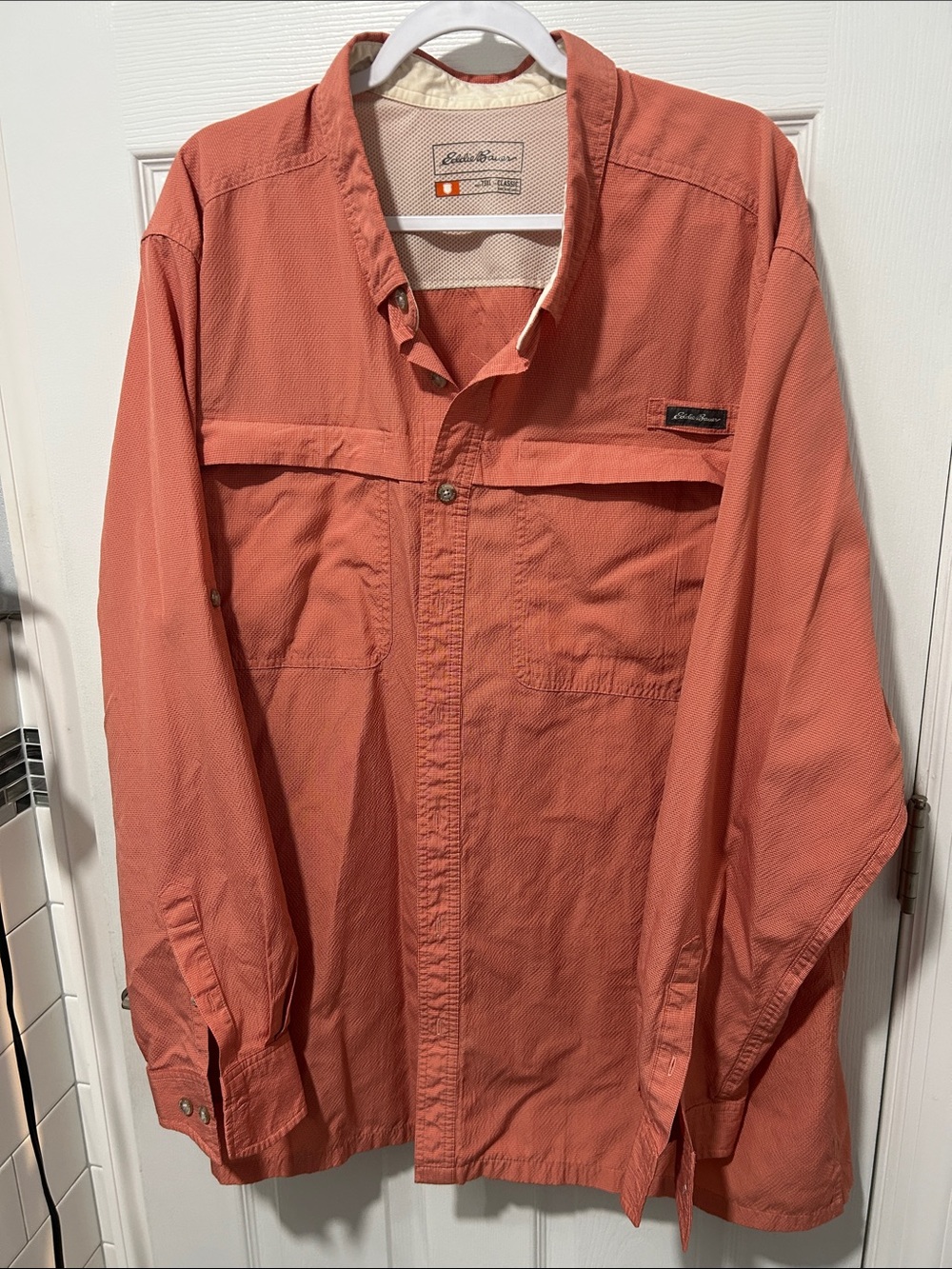 Men’s Eddie Bauer Long sleeve button-up shirt